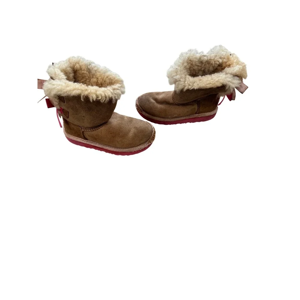 Kids‎ UGG Australia Bailey II Brown Suede Sheepskin Boots Pink Bows Size 10